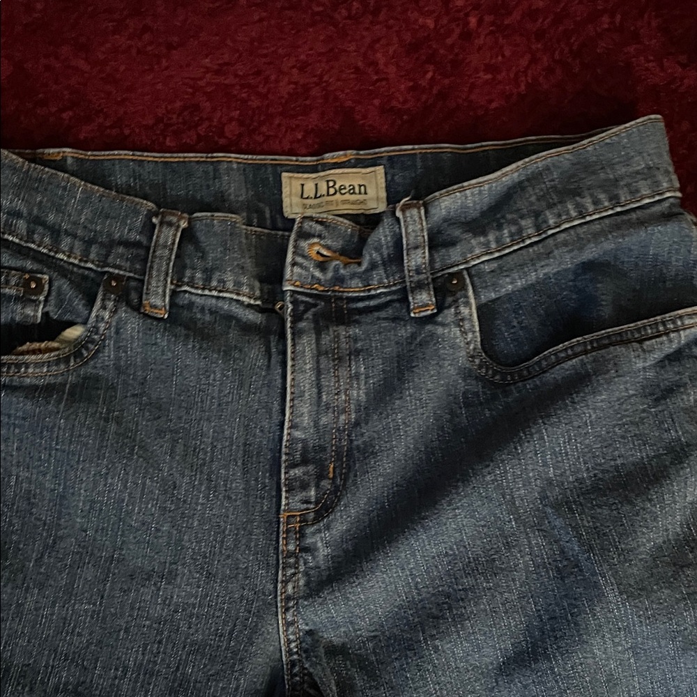 L.L. Bean Women’sDark Blue Classic Fit Straight Cropped Jeans